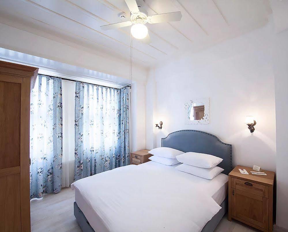 Quarante Hotel - Adult Only Bozcaada Island Exterior photo